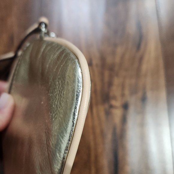 COACH GOLD WALLET PURSE VGUC - Picture 4 of 10